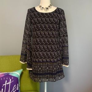 Xhilaration Long Bell Sleeve Boho Mini Shift Dress